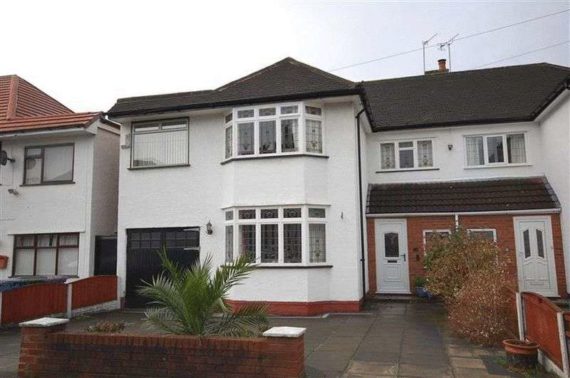4 Bedroom Semi-Detac...